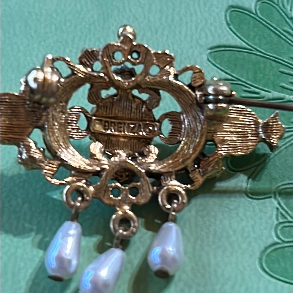 Florenza Gold and Green Brooch with Pearl Drops - Picture 3 of 5